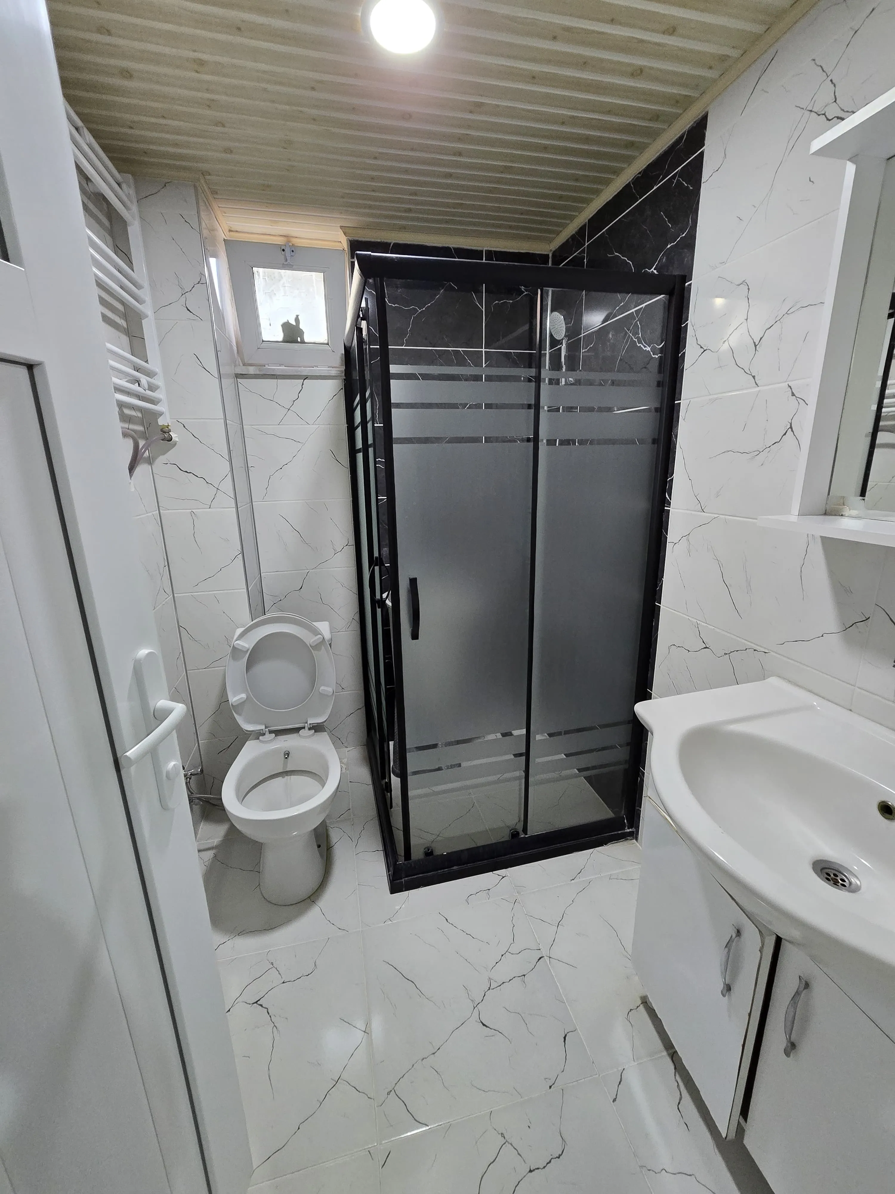 Kaptanpaşa mahallesinde kiralık 3+1 ara kat daire